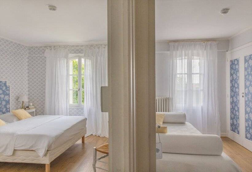 Полулюкс, Logis Hôtel Restaurant Château Bellevue