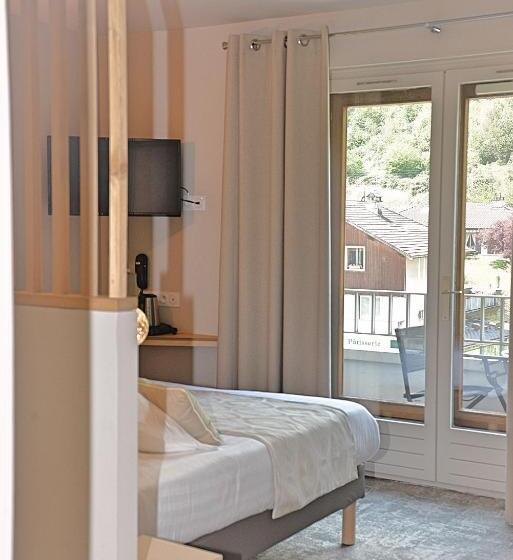 Номер Superior с Видом, Hôtel Beauregard, The Originals Relais