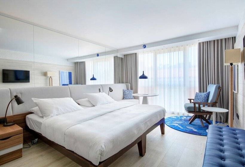 산전망 주니어 스위트, Radisson Blu Hotel Nice