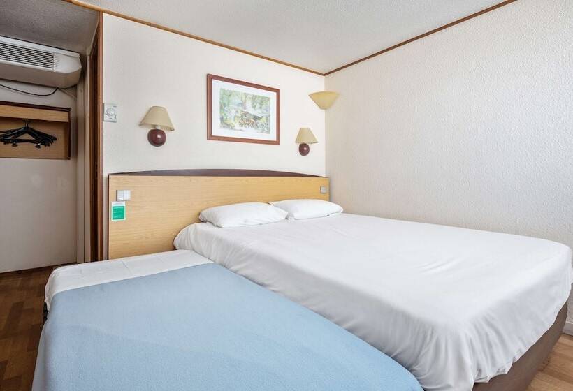 스탠다드 룸 더블 침대, Campanile Brive La Gaillarde Ouest