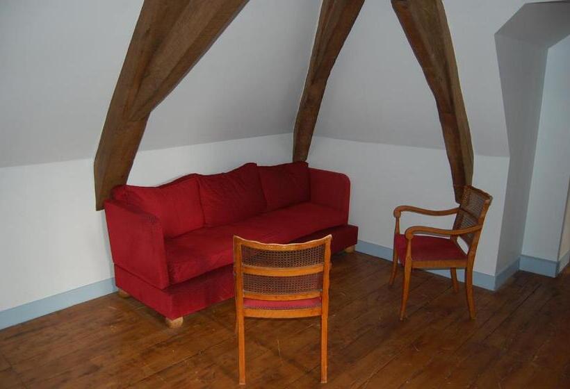 Люкс, Hôtel Haras De La Potardière