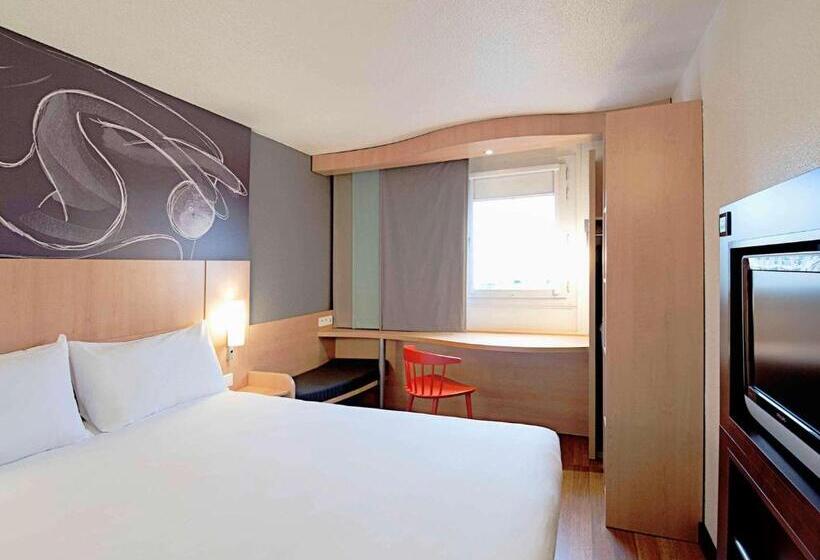 Номер Стандарт, Ibis Laval Le Relais d'Armor
