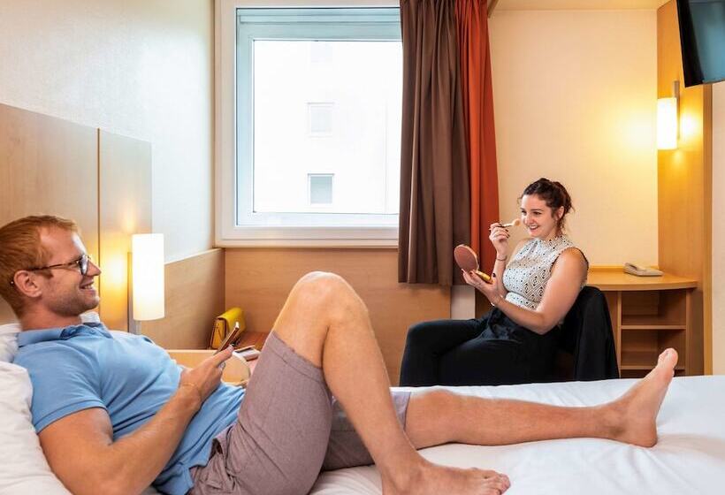 Номер Стандарт Двуспальная Кровать, Ibis Paris Marne La Vallee Emerainville