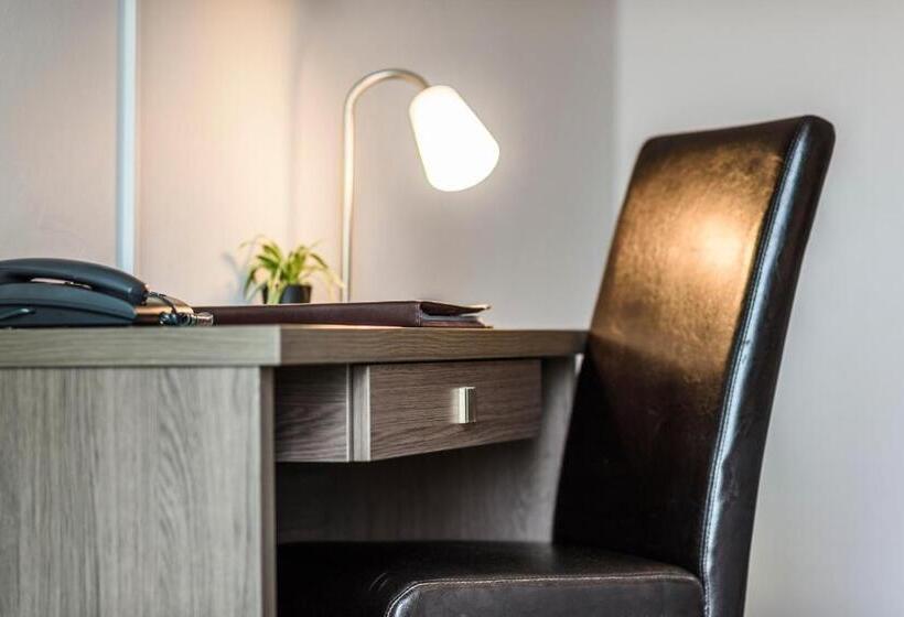 Номер Стандарт Вид на Море, Ibis Styles Biarritz Plage