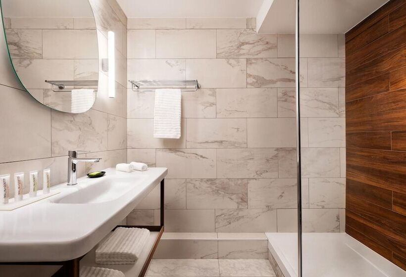Chambre Executive Vue Mer, Le Méridien Nice