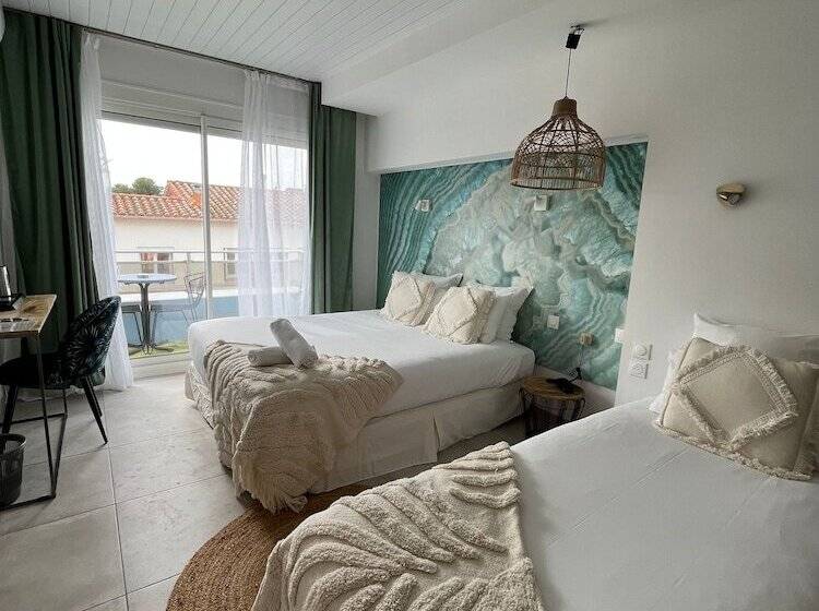 Номер Стандарт Трехместный, Hôtel Les Sables   Urban Style   By Logis Hotels