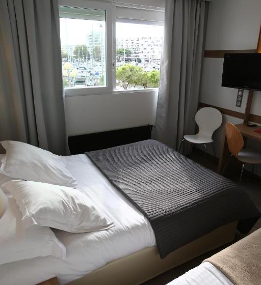 Трехместный Номер Премиум, The Originals Boutique, Hôtel Neptune, Montpellier Sud