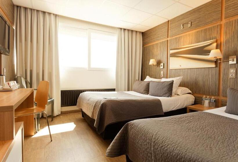 Трехместный Номер Премиум, The Originals Boutique, Hôtel Neptune, Montpellier Sud