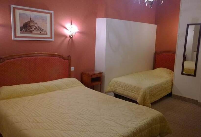 Номер Стандарт Трехместный, Hôtel Saint Pierre
