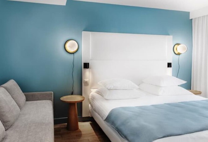 Номер Комфорт, Le Windsor Biarritz