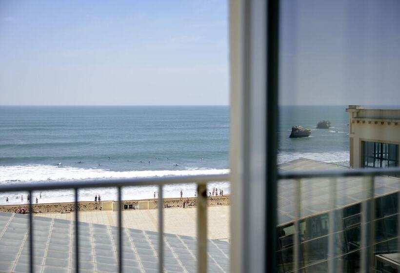 Номер Superior Вид на Море, Le Windsor Biarritz