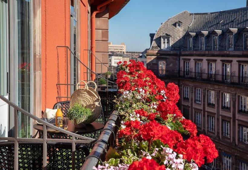 Номер Престиж, Maison Rouge Strasbourg Hotel & Spa, Autograph Collection