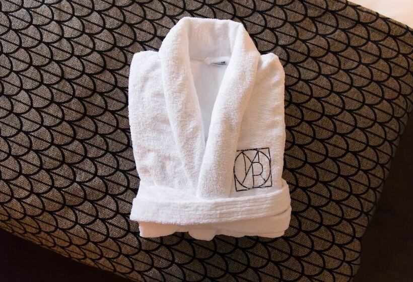 Номер Престиж, Maison Rouge Strasbourg Hotel & Spa, Autograph Collection