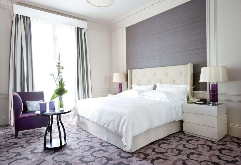 Chambre Deluxe Vue Jardin, Waldorf Astoria Versailles   Trianon Palace