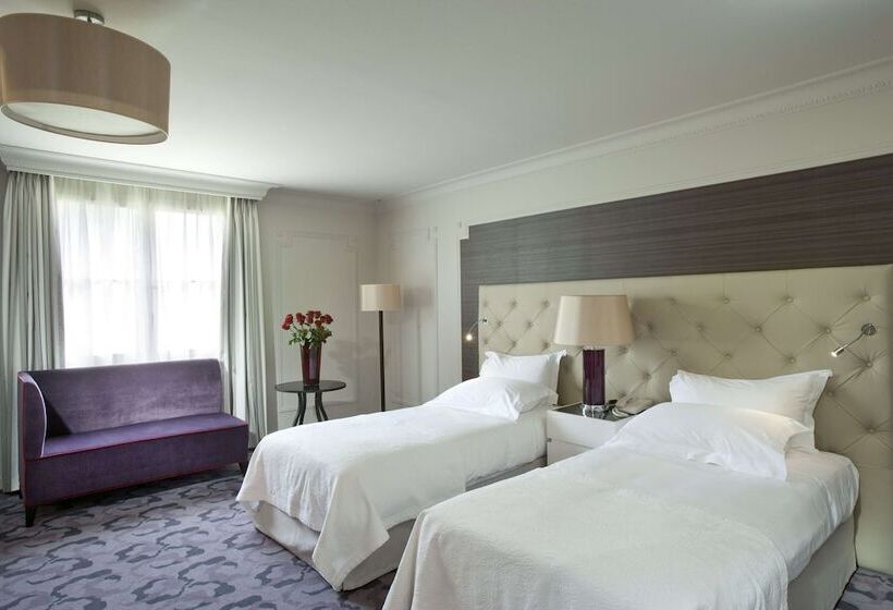 Chambre Standard Vue Jardin, Waldorf Astoria Versailles   Trianon Palace