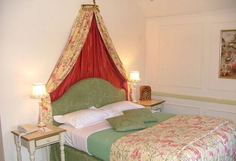 Номер Стандарт, Esseborne Manor