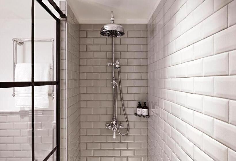 Номер Стандарт 2 Двуспальные Кровати, Kimpton   Fitzroy London, An Ihg