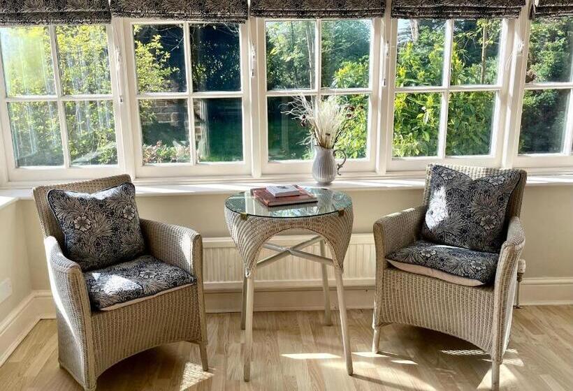 Номер Стандарт, Tickton Grange
