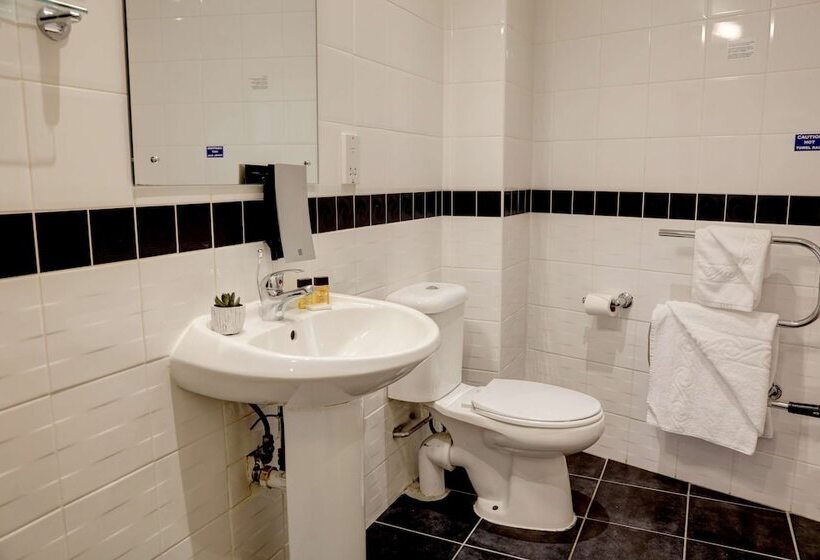 Номер Стандарт, Best Western Stoke On Trent City Centre