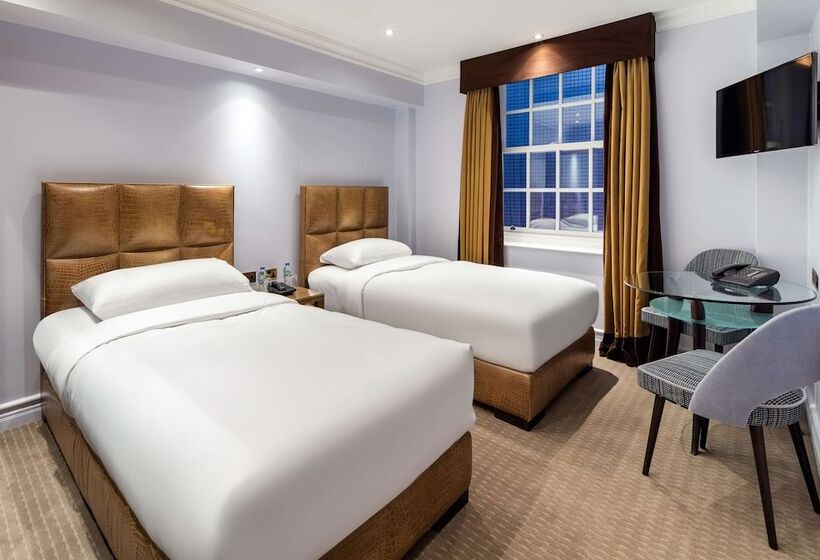 Номер Стандарт, Radisson Blu Hotel, London Bond Street