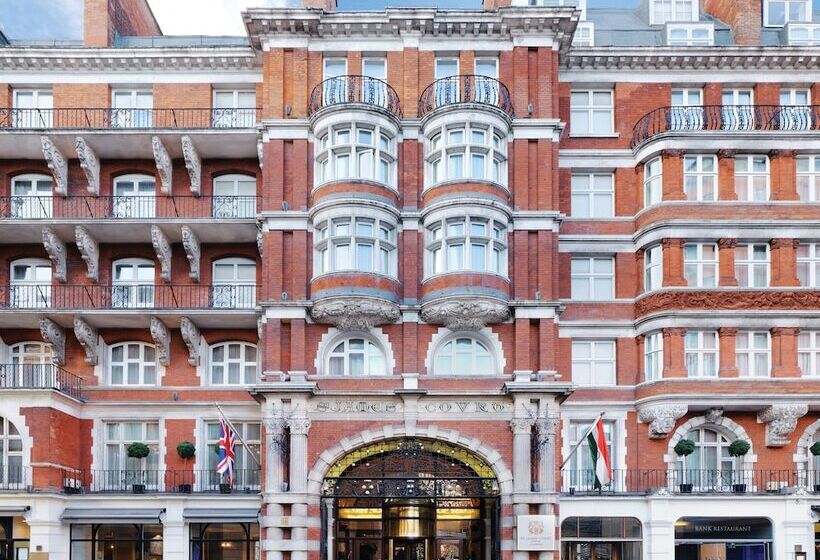 Номер Executive, St. James  Court, A Taj Hotel, London