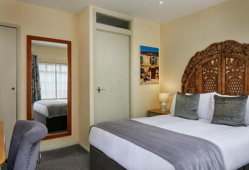 Номер Basic, The Christopher Hotel, Eton