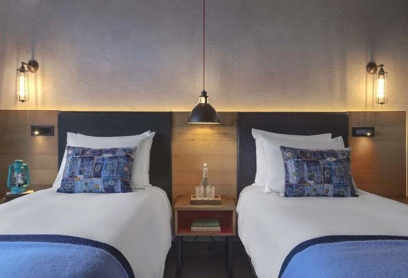 Номер Стандарт, Treehouse Hotel London