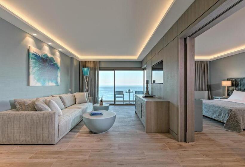 Люкс Deluxe Вид на Море, Amada Colossos Resort