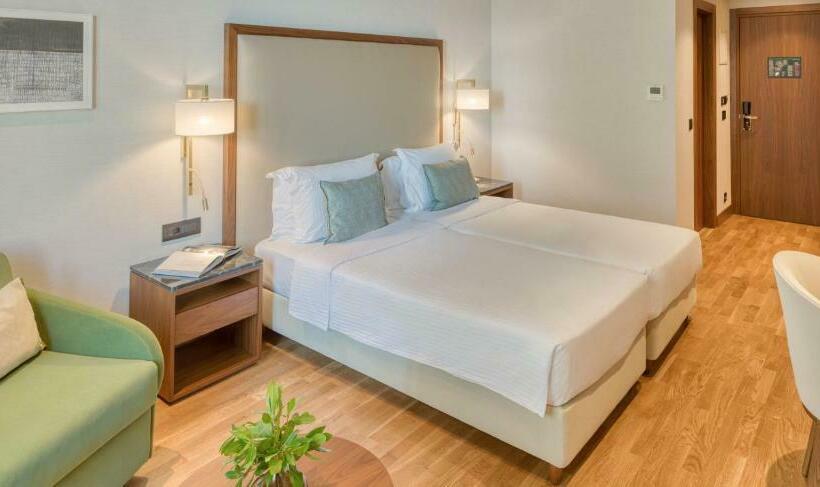高级房间侧面带海景, Electra Palace Thessaloniki