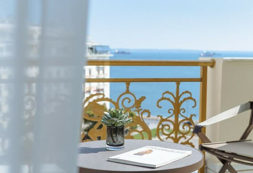行政三人间, Electra Palace Thessaloniki