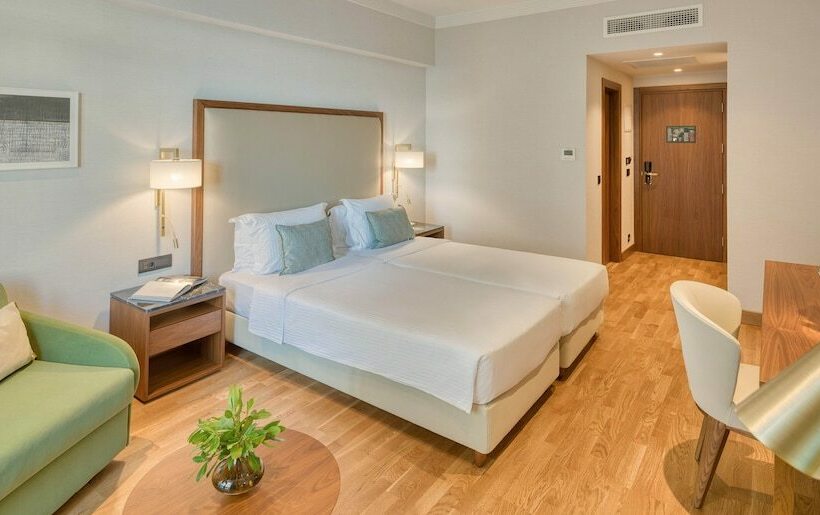 高级三人间, Electra Palace Thessaloniki