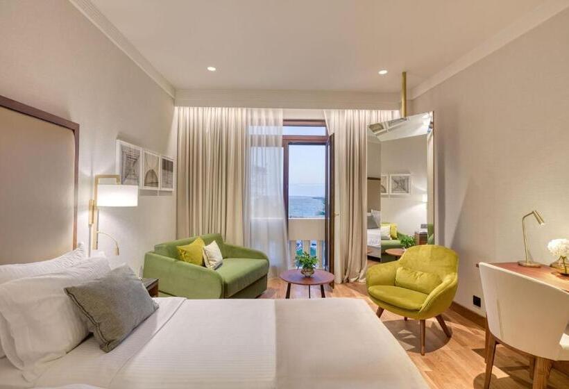 带海景的高档三人间, Electra Palace Thessaloniki