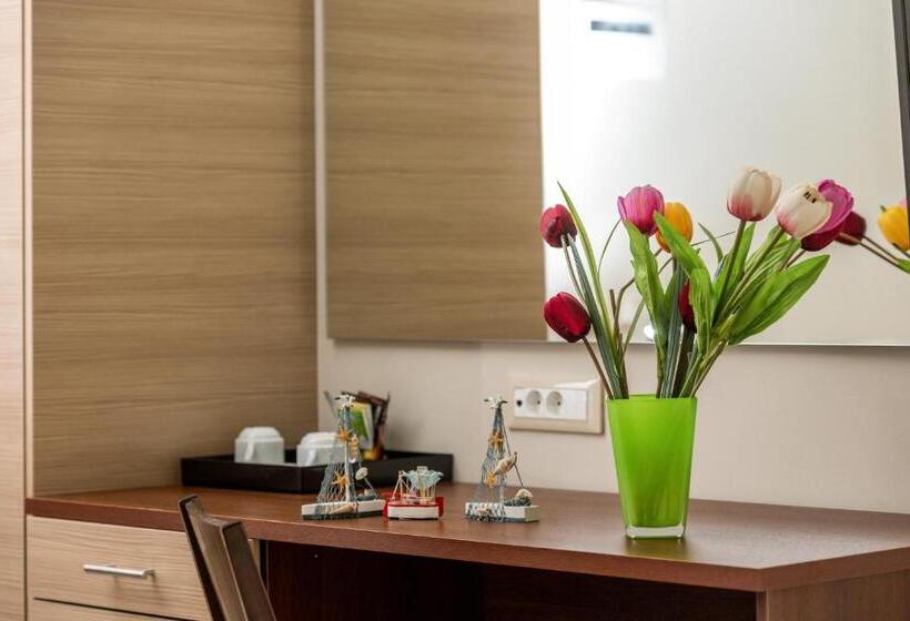 Трехместный Номер Deluxe, Matala Bay Hotel & Apartments