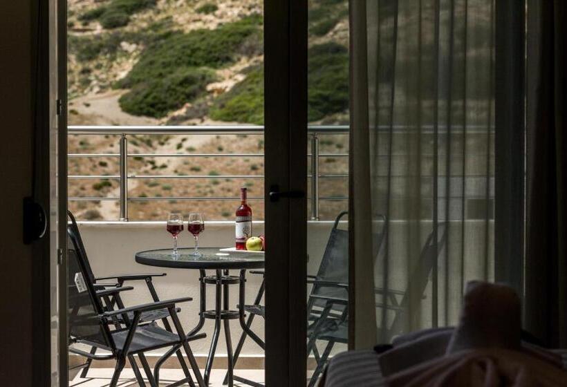 Семейный Номер Deluxe, Matala Bay Hotel & Apartments