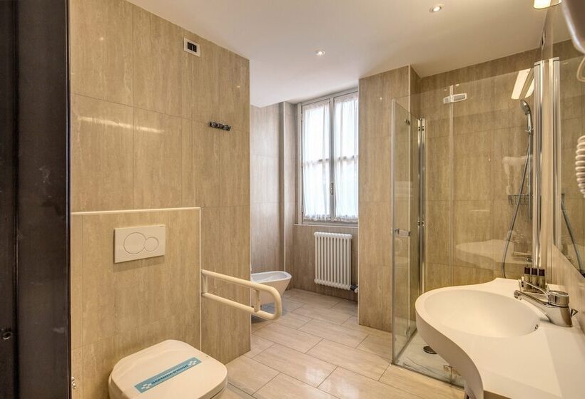 Camera Familiare, Albergo Firenze