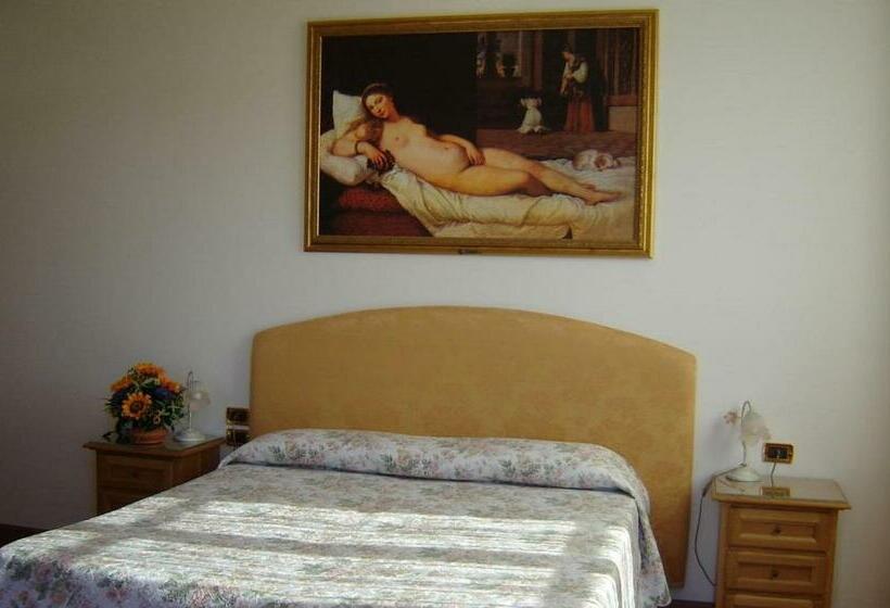 غرفة قياسية, La Rosa