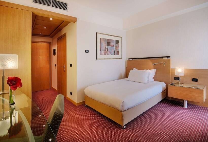 اتاق سوپریور یک تخته, NH Catania Centro