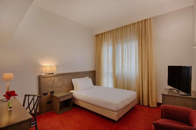 اتاق سوپریور یک تخته, NH Catania Centro