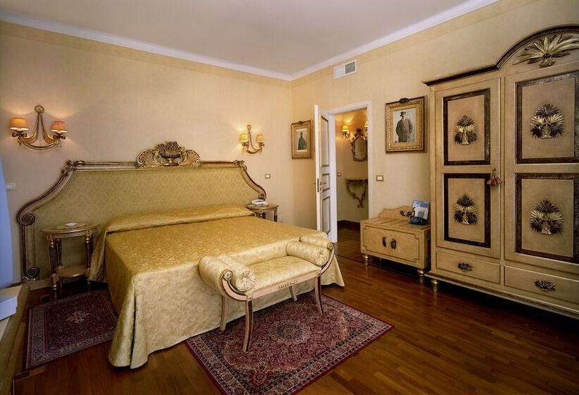 سوییت لوکس, Park Hotel Villa Ariston