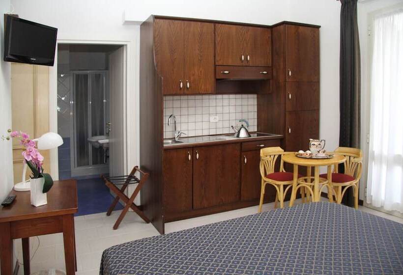 استودیوی استاندارد, Residence I Due Pini
