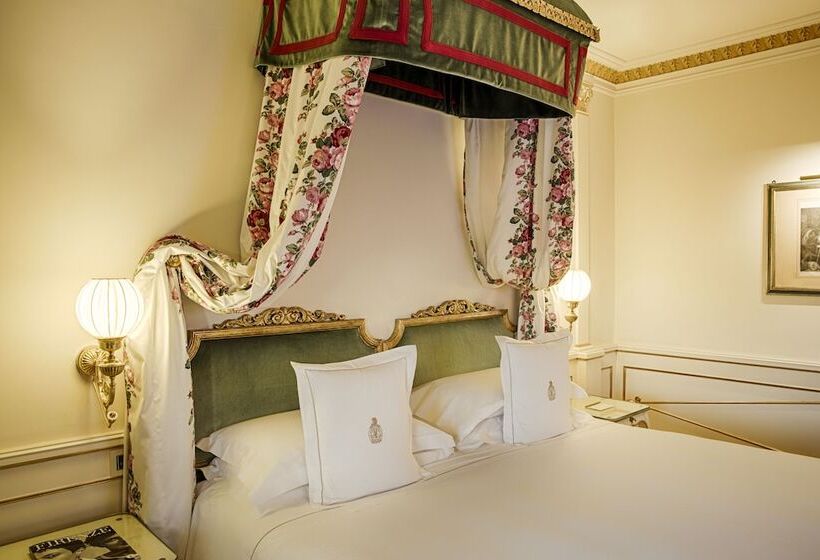 اتاق سوپریور, Villa Cora