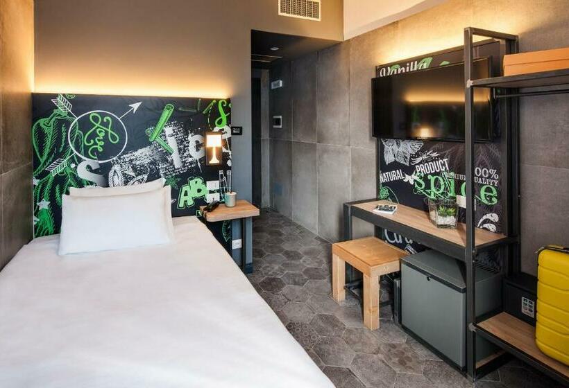 اتاق استاندارد یک تخته با بالکن, Spice Hotel Milano