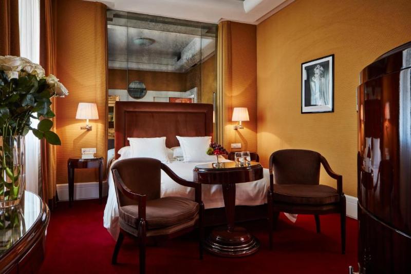 اتاق سوپریور, Lord Byron   Small Luxury Hotels Of The World