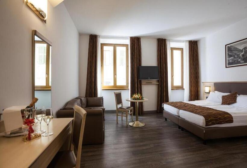 Полулюкс, Portici  Romantik & Wellness