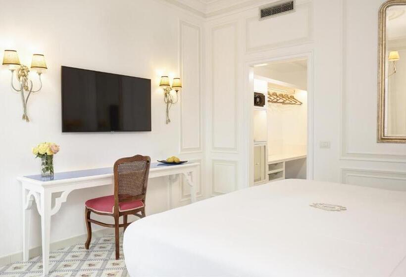 Deniz Manzaralı Premium Oda, Grand Hotel Ambasciatori