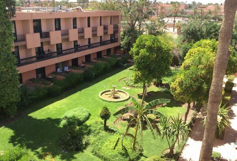 اتاق خانوادگی, Chems