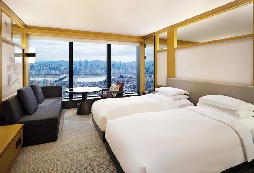 스탠다드 룸 강 전망, Grand Hyatt Seoul