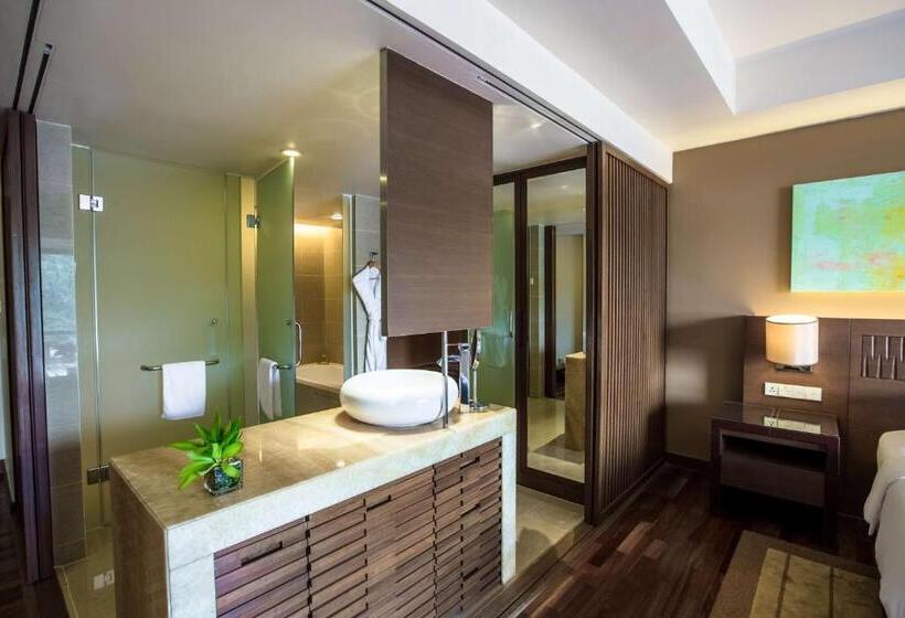 带大床的俱乐部房间, Hyatt Regency Kinabalu