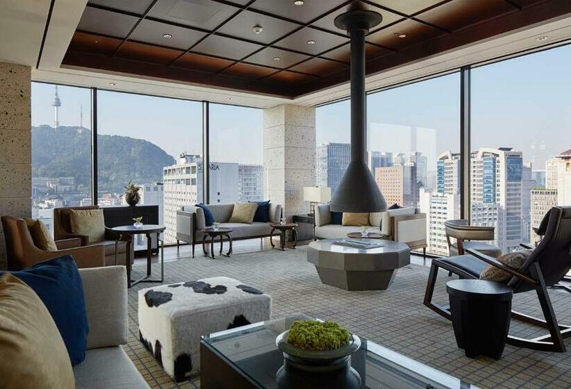 Королевский Люкс, Royal Hotel Seoul