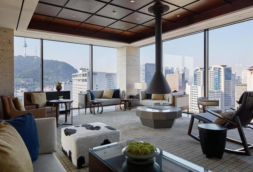 Полулюкс Клуб, Royal Hotel Seoul